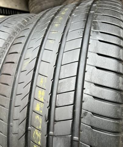 Bridgestone Alenza 001 285/45 R22