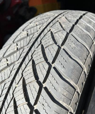 Goodyear UltraGrip 8 Performance 205/65 R16