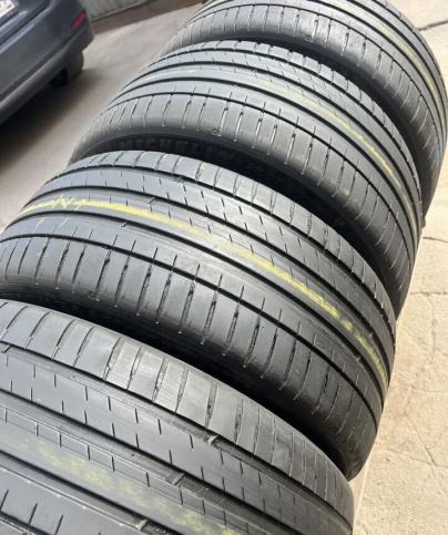 Michelin Pilot Sport EV Acoustic 255/40 R20