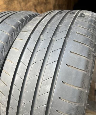 Bridgestone Turanza T005 225/55 R17