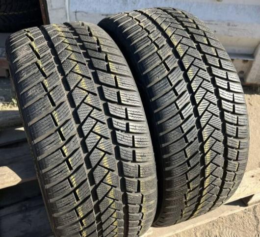 Vredestein Wintrac Pro 235/35 R20