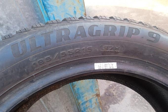 Goodyear UltraGrip 9 195/55 R16