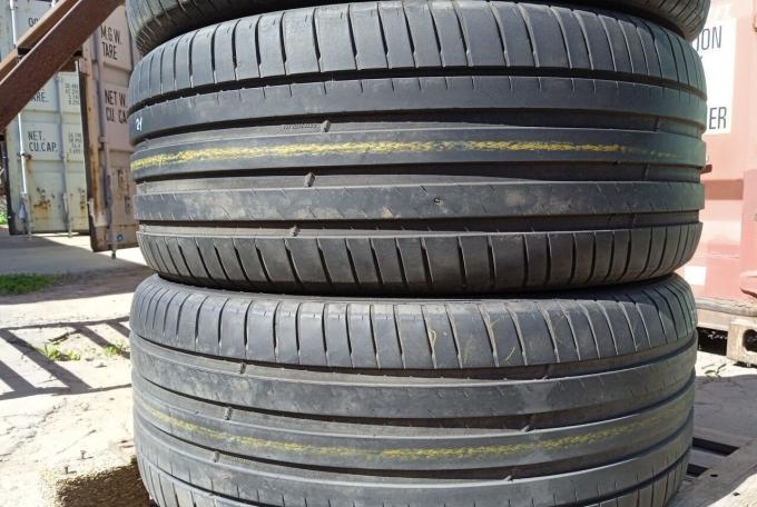 Michelin Pilot Sport 4 SUV 275/45 R21