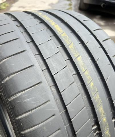 Michelin Pilot Super Sport 295/35 R20