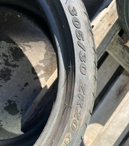 Pirelli P Zero 305/30 R20