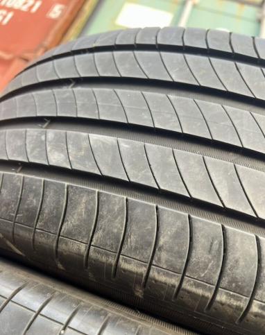 Michelin Primacy 4 235/50 R19