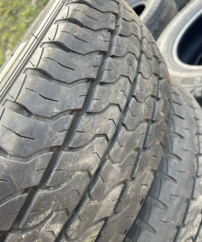 Dunlop EconoDrive 215/65 R16C