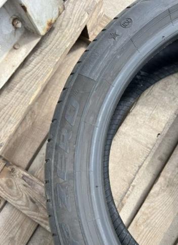 Pirelli P Zero PZ4 225/45 R19