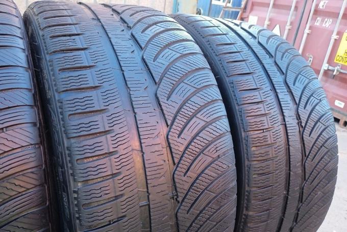 Michelin Pilot Alpin 4 255/35 R19