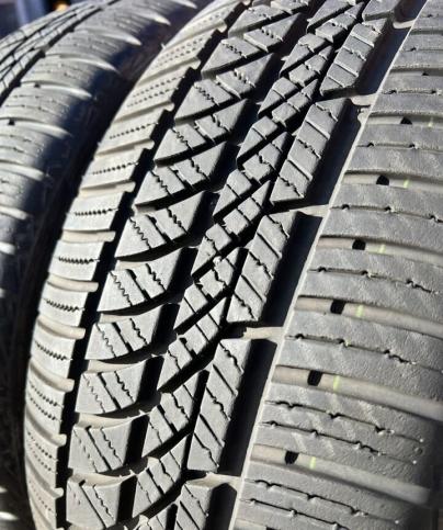 Hankook Kinergy 4S H740 215/50 R17