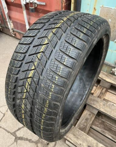 Pirelli Winter Sottozero 3 275/35 R21