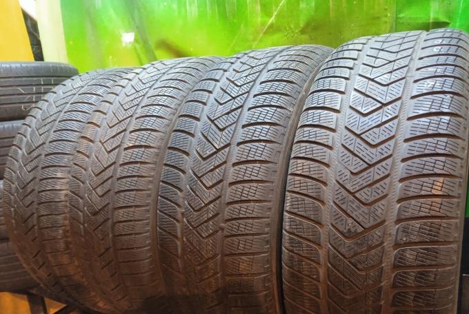 Pirelli Scorpion Winter 255/60 R18