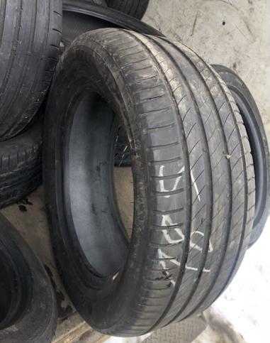 Michelin Primacy 4 215/55 R17