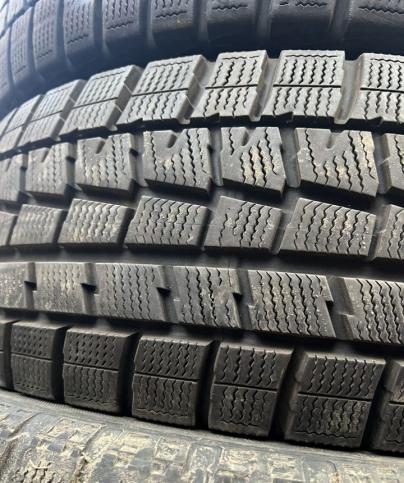 Dunlop Winter Maxx WM01 215/60 R16