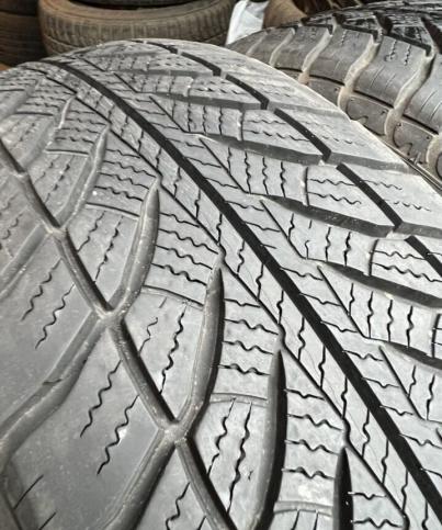 Goodyear UltraGrip 8 Performance 205/60 R16