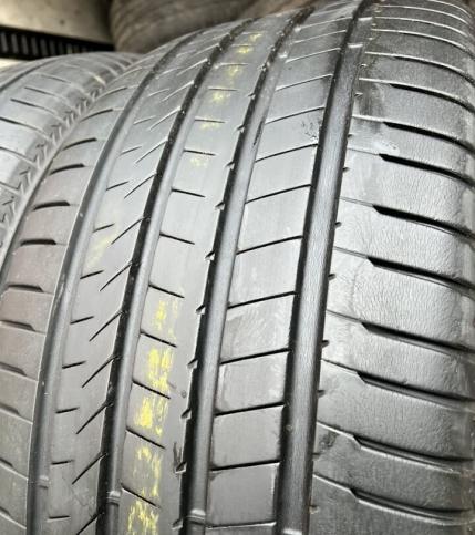 Bridgestone Alenza 001 285/45 R22