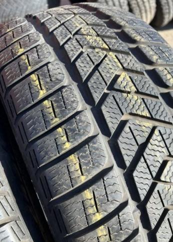 Pirelli Winter Sottozero 3 245/45 R19