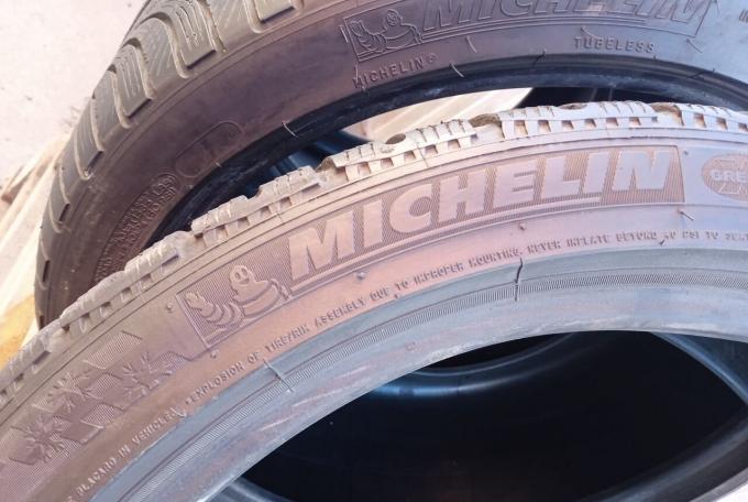 Michelin Pilot Alpin 4 255/35 R19