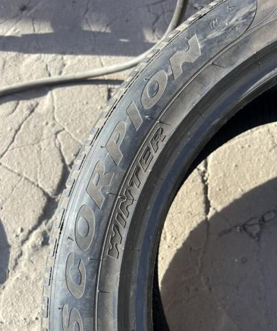 Pirelli Scorpion Winter 275/45 R21