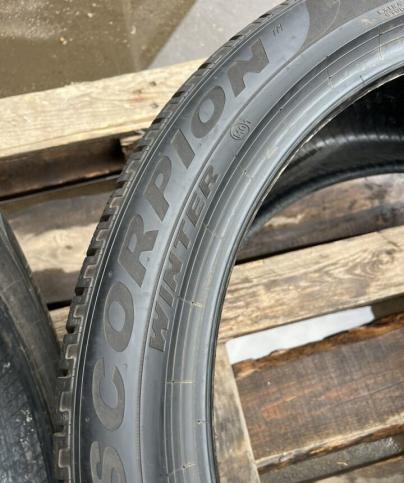 Pirelli Scorpion Winter 325/35 R22