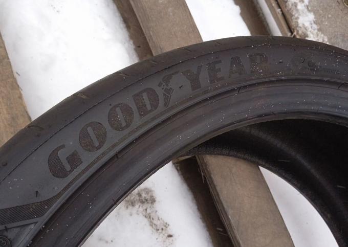 Goodyear Eagle F1 Asymmetric 3 265/35 R21