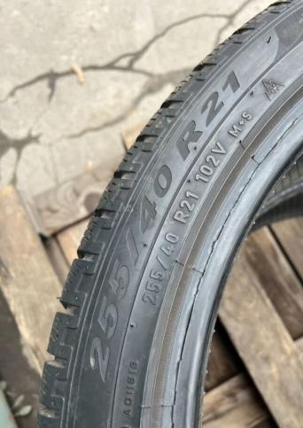 Pirelli Scorpion Winter 255/40 R21