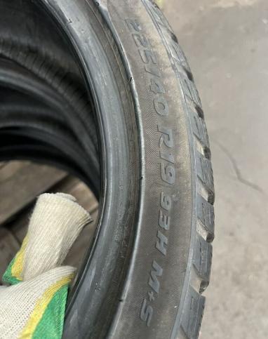 Pirelli Winter Sottozero 3 225/40 R19