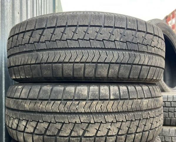 Bridgestone Blizzak VRX 215/60 R16