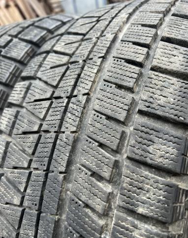 Bridgestone Blizzak Revo GZ 225/55 R17