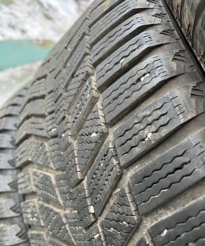 Continental WinterContact SI 215/55 R16