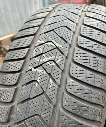 Pirelli Winter Sottozero 3 245/50 R19