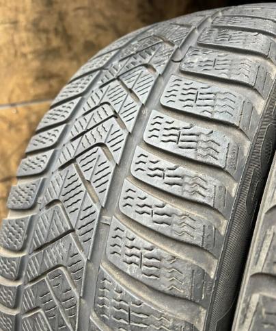 Pirelli Winter Sottozero 3 225/45 R19