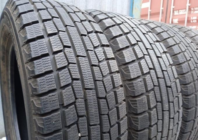 Yokohama Ice Guard IG20 215/60 R16