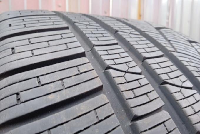 Pirelli Winter Sottozero 240 Serie II 255/40 R18