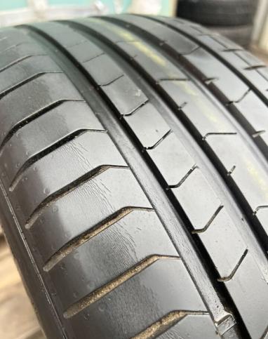 Pirelli P Zero PZ4 245/40 R19