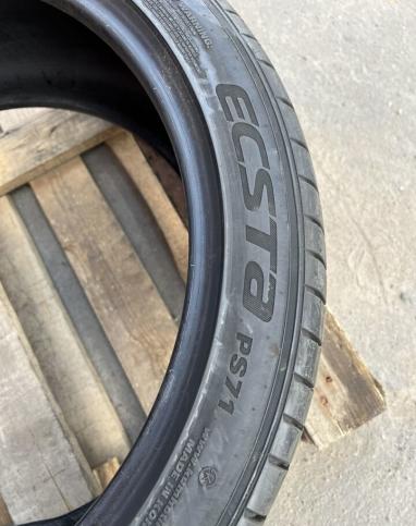 Kumho Ecsta PS71 245/40 R20