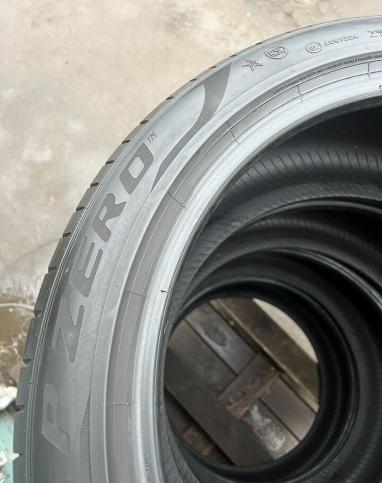 Pirelli P Zero PZ4 275/40 R21