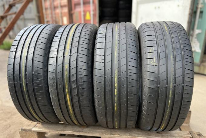 Bridgestone Turanza T005A 225/55 R17