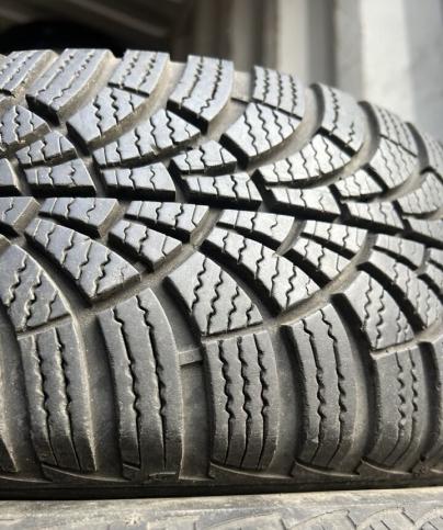 Goodyear UltraGrip 9 185/60 R15