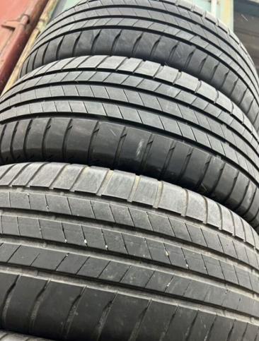 Bridgestone Turanza T005 215/55 R17