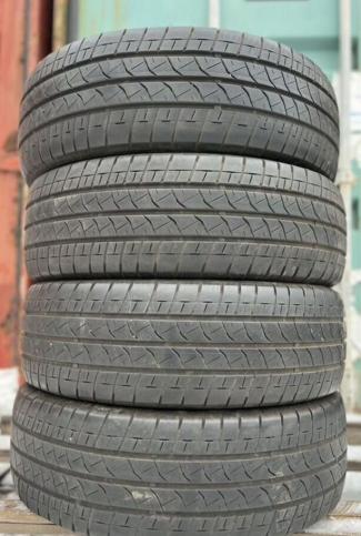 Bridgestone Duravis R660 215/65 R16C