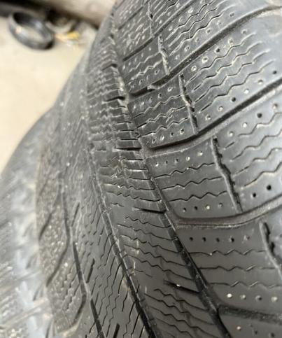 Michelin X-Ice 2 255/55 R18