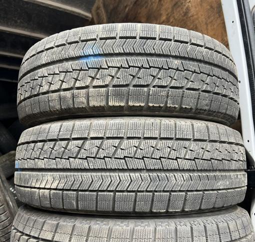 Bridgestone Blizzak VRX 215/65 R16