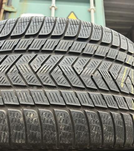 Pirelli Scorpion Winter 315/40 R21