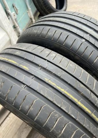 Pirelli P Zero PZ4 245/45 R19