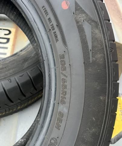 Dunlop Enasave RV505 205/65 R16