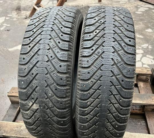 Goodyear UltraGrip 500 225/65 R17