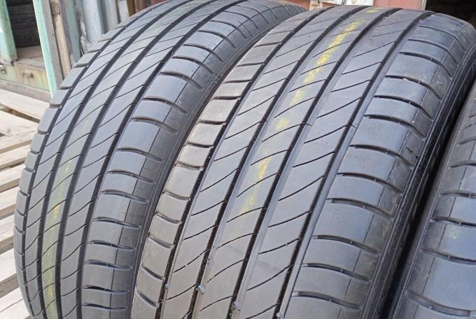 Michelin Primacy 4 215/60 R17