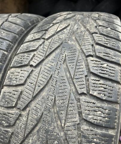 Nokian Tyres Hakkapeliitta R2 215/65 R17