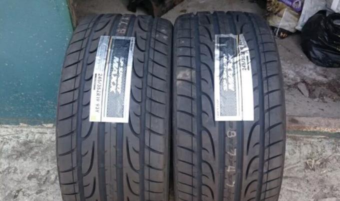 Dunlop SP Sport Maxx 245/35 R19